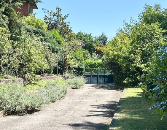 BIELLA VIA DELL'ACQUA-1612