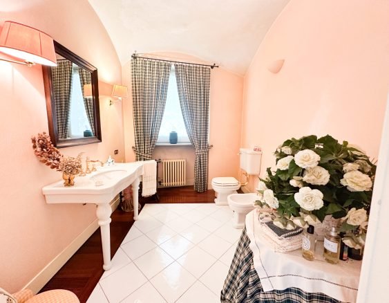 BIELLA VIA DELL'ACQUA-1632