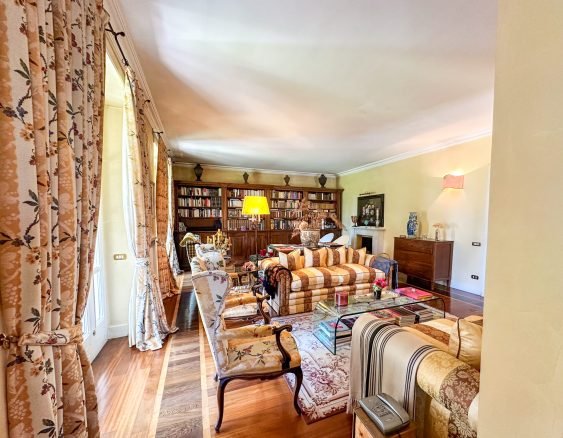 BIELLA VIA DELL'ACQUA-1636