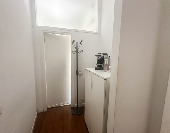 Milano - CARDUCCI - SAN CRISTOFORO - AMPIO UFFICIO-15