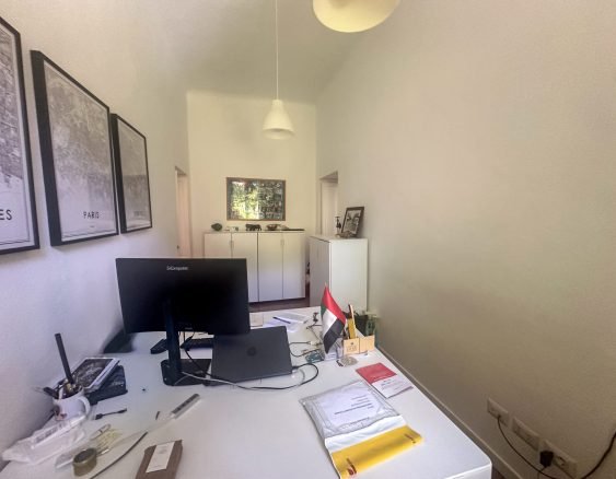 Milano - CARDUCCI - SAN CRISTOFORO - AMPIO UFFICIO-6